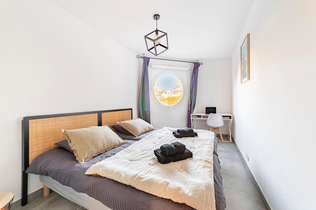 La Ciotat Beau T3, Mer, Centre, Climatisation, Parking Prive Gratuit エクステリア 写真
